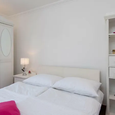 Domenica * 奥瑞比克